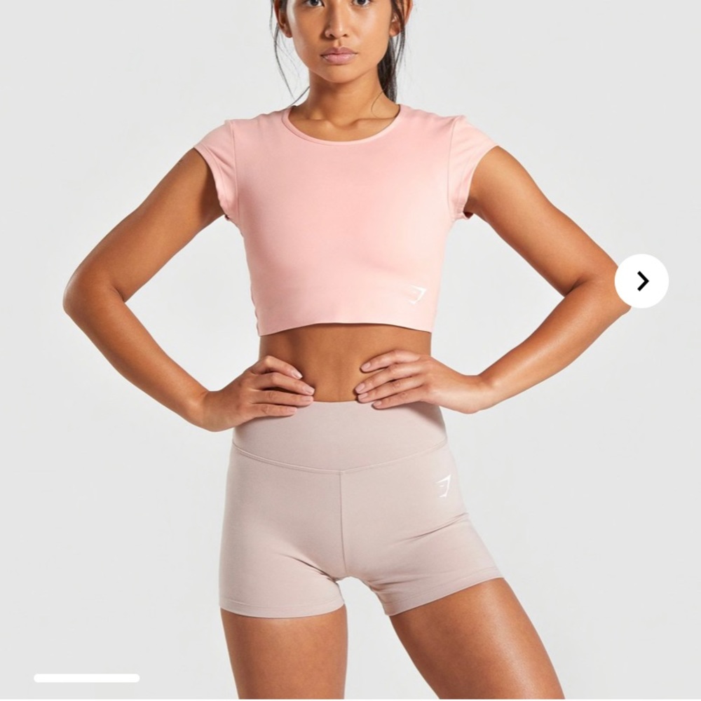 Gymshark DREAMY light green set and coral top